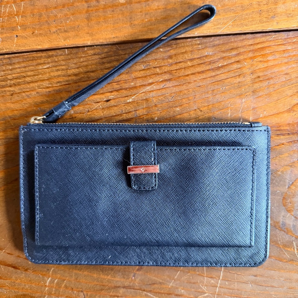 Kate spade black clutch wristlet - Picture 2 of 6
